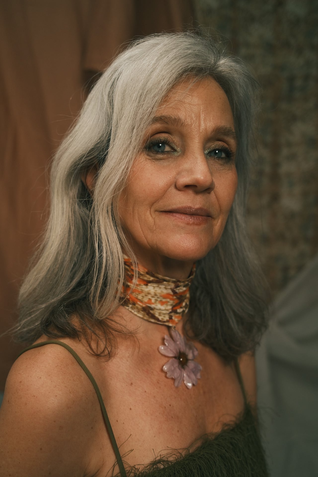 Lilac Chrysant on fabric choker