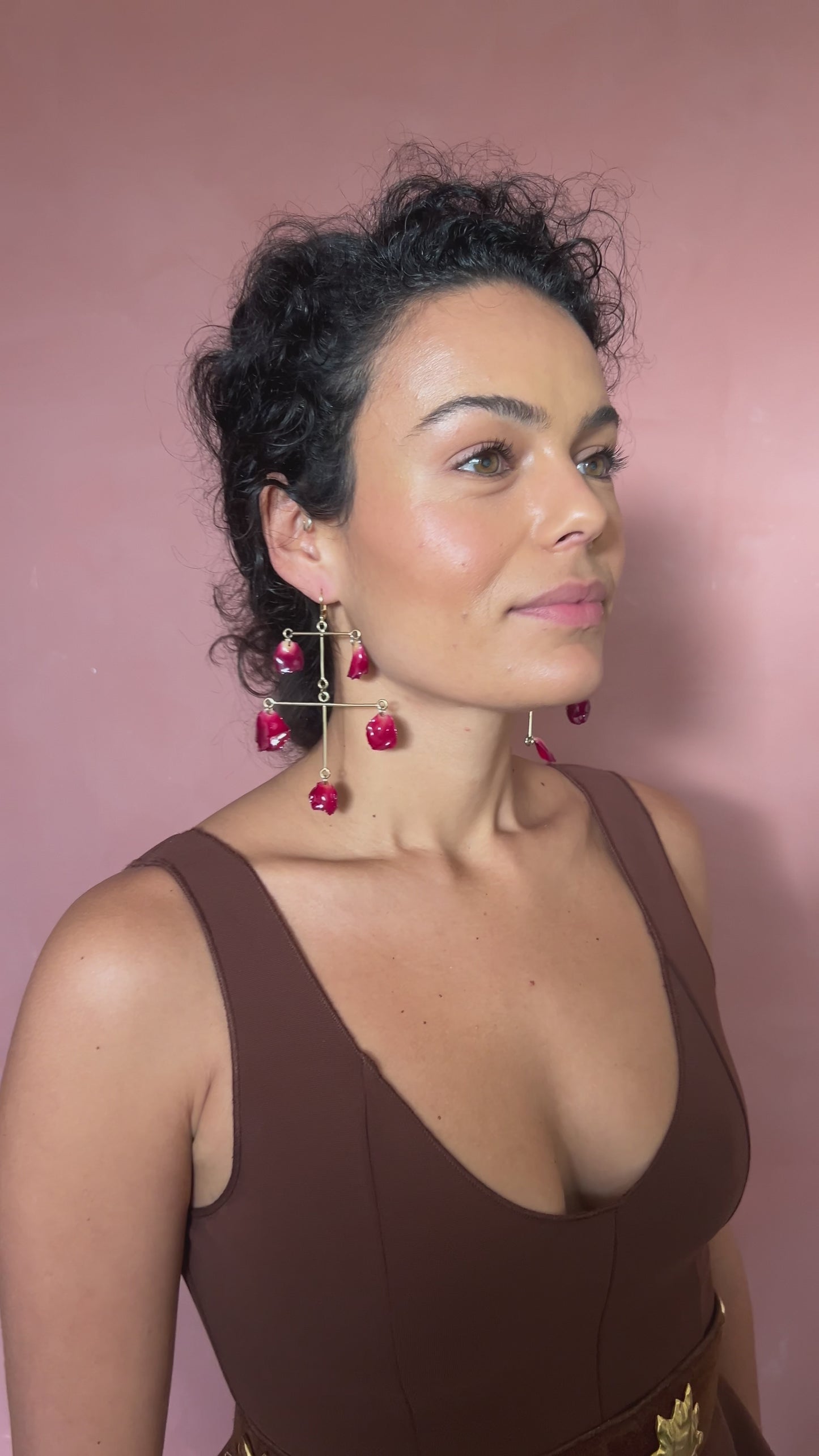 XL chandelier rose pedals